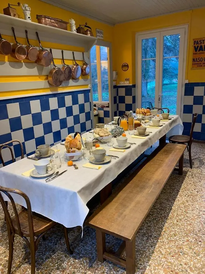 Frühstückspension Le Clos Du Tulipier La Chapelle-du-Bard