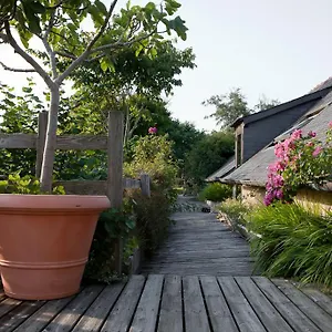 La Maison Des Lamour Gasthof Plélo