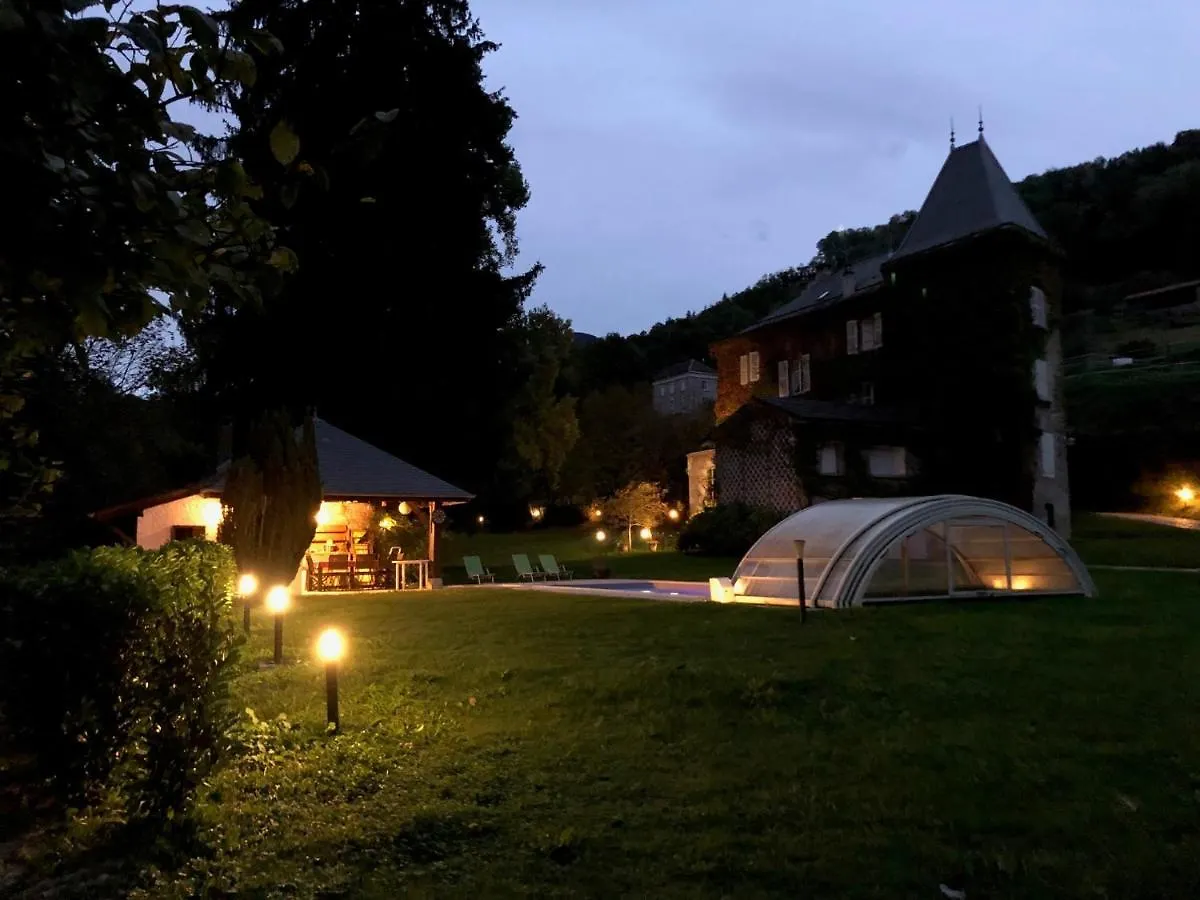 Le Clos Du Tulipier La Chapelle-du-Bard