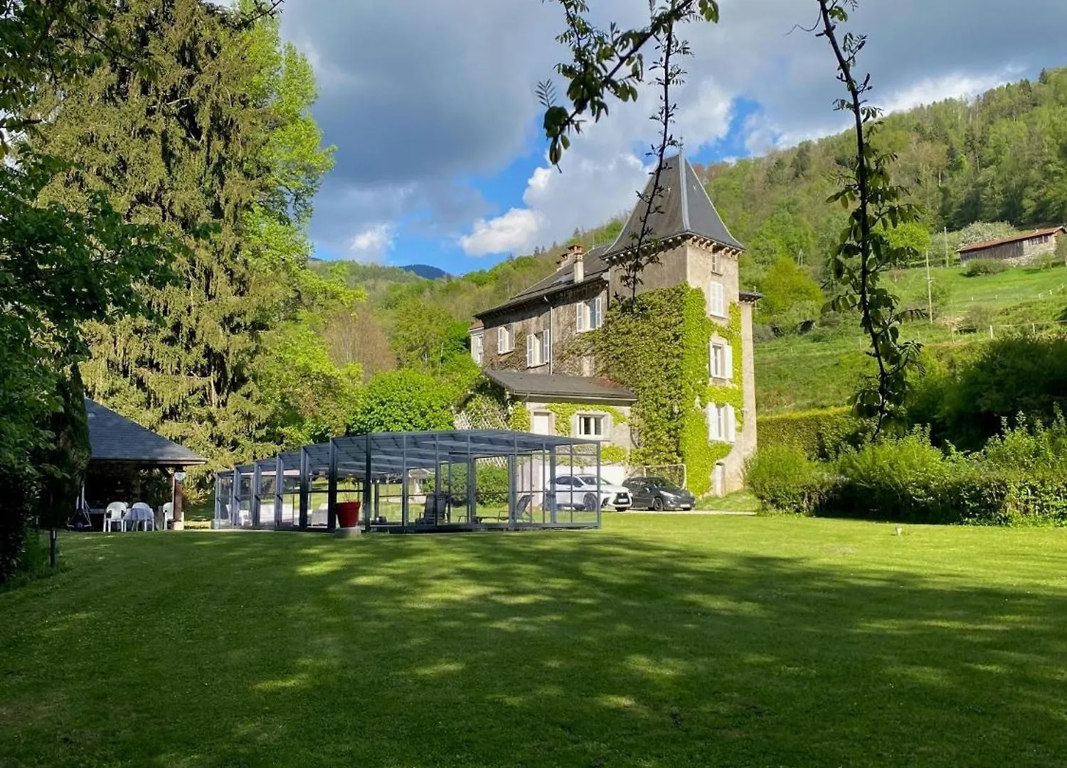 Le Clos Du Tulipier La Chapelle-du-Bard
